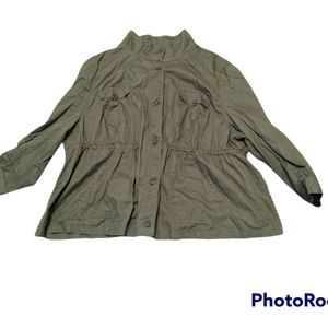 Green Button up long sleeve